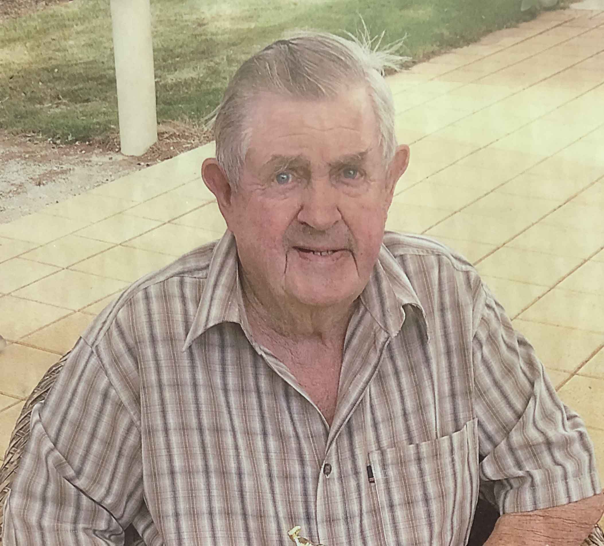 Frank Clyde Stephen Witnish Swan Hill and District Funerals Frank Clyde Stephen Witnish Swan Hill and District Funerals
